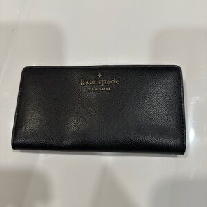 Kate Spade Black Leather Wallet Sleek Design